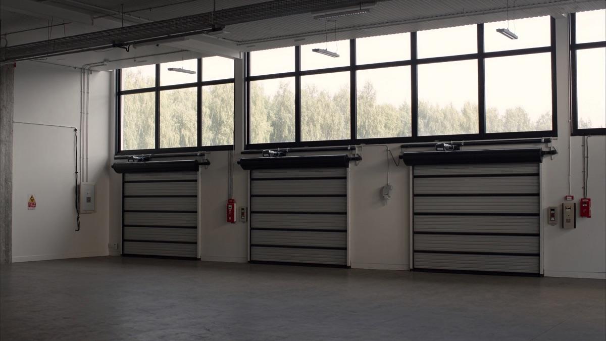 Editorial-Aufnahme aus dem Arbeitsalltag: B2B-Industrie